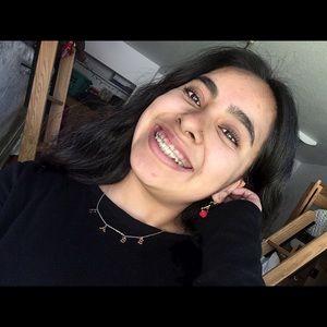 Meet your Posher, Fatima